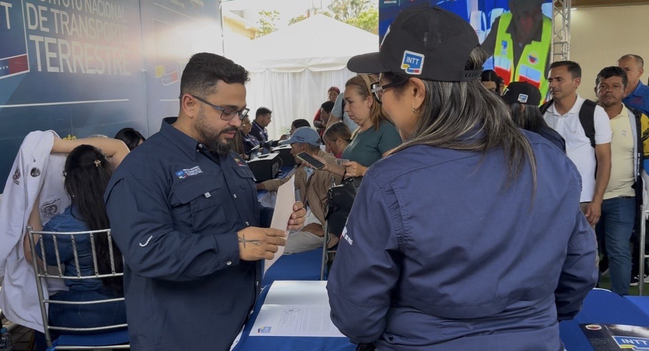 INTT procesó más de 1.180 trámites con rotundo éxito en la Expo Motor Táchira 2026