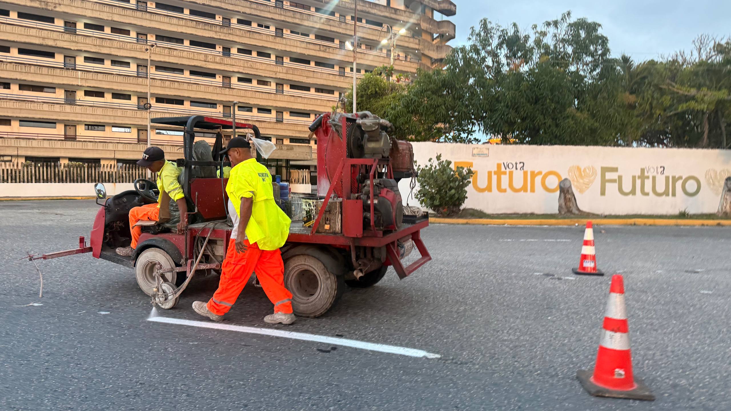INTT ejecuta plan integral de señalización vial en el eje de Barlovento